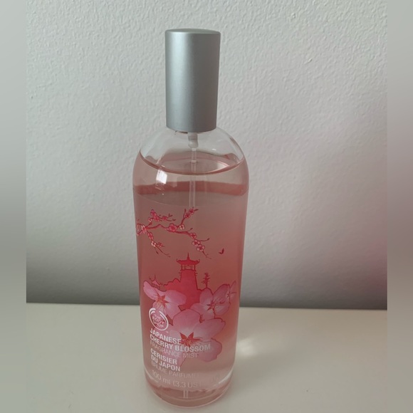 The Body Shop Japanese Cherry Blossom Fragrance Mist Discontinued/Hard to Find - Picture 5 of 7